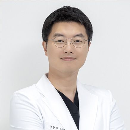 윤성원 대표원장 프로필 이미지